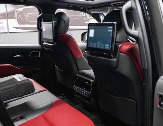 新知达人, 新款LC300陆巡进入国内 搭载3.5T 国六标准 开启预售