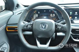 长安汽车-长安UNI-T-1.5T 运动版 旗舰型   ￥13.89