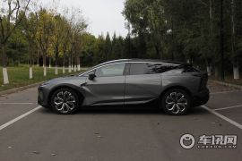 华人运通-高合HiPhi X-创始版6座