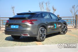 东风雪铁龙-凡尔赛C5 X-1.6T 耀不凡