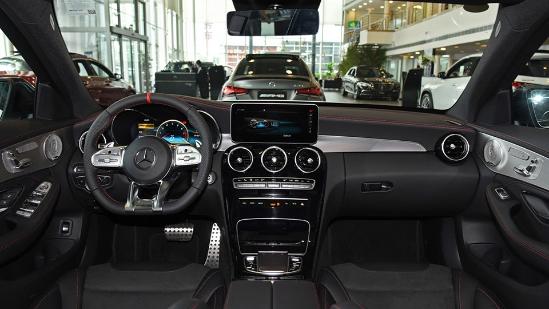 AMG C 43月养车3637元贵在哪？加油/保险不便宜
