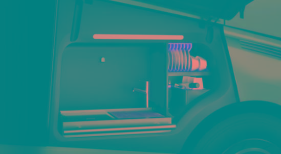 吉利发布高端新能源重卡，续航接近无限，厨房洗浴一应俱全