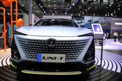 长安汽车-长安UNI-T