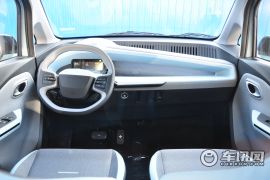 上汽通用五菱-五菱NanoEV-热爱款