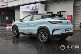 长安汽车-长安UNI-T-2.0T 运动版 领航型