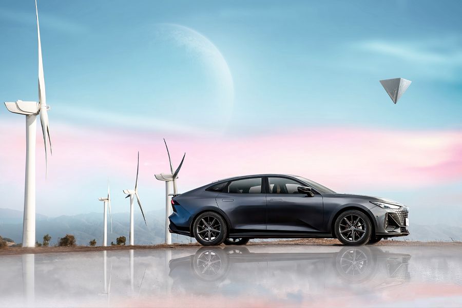 1.5T顶配预售13.49万元，长安UNI-V开启预售盲订