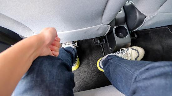 试驾零跑T03：满足我对代步车9成幻想，另1成与你无关