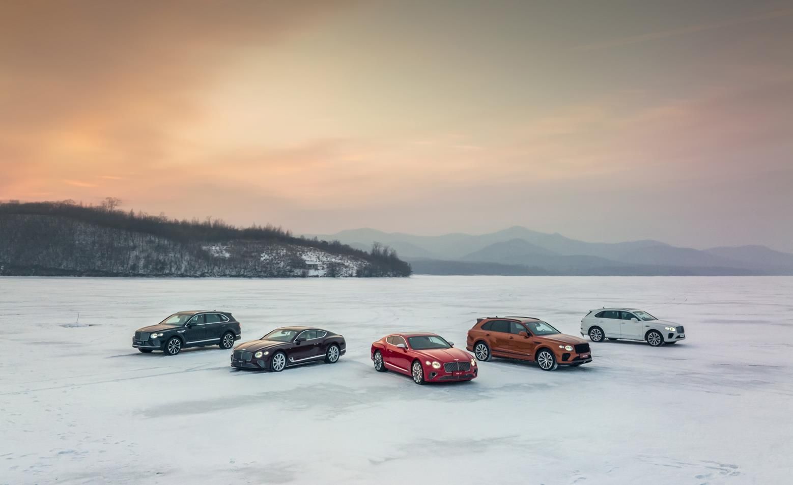 宾利品牌在华首次开启冰雪体验，Ice GT车型上演首秀