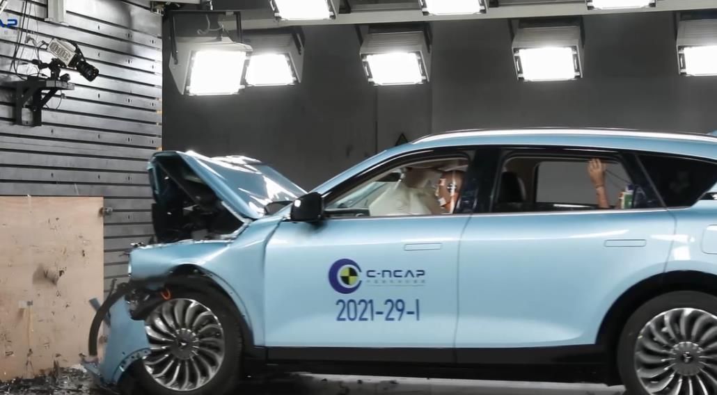 综合得分率92.3%，岚图汽车FREE中汽研C-NCAP碰撞结果出炉