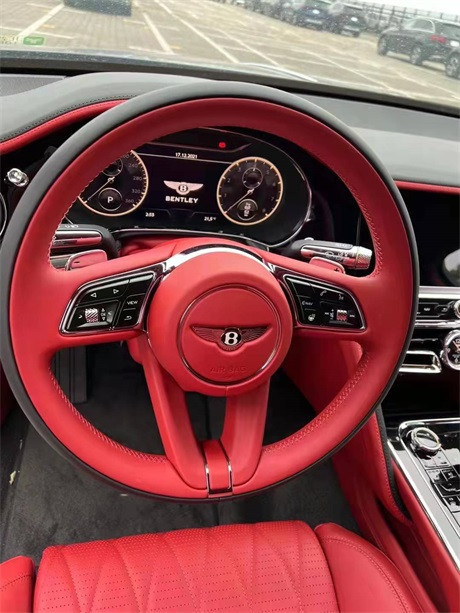 2022款宾利飞驰4.0V8高配欧规选配报价