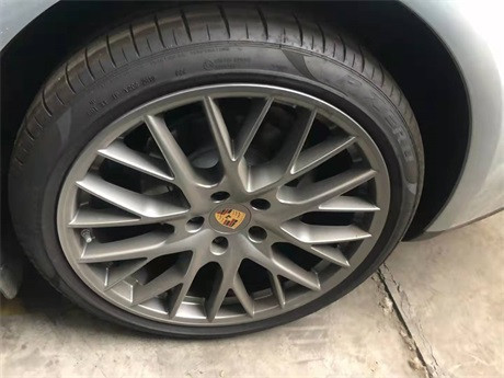 2020款保时捷Panamera4S 2.9T墨版168w 