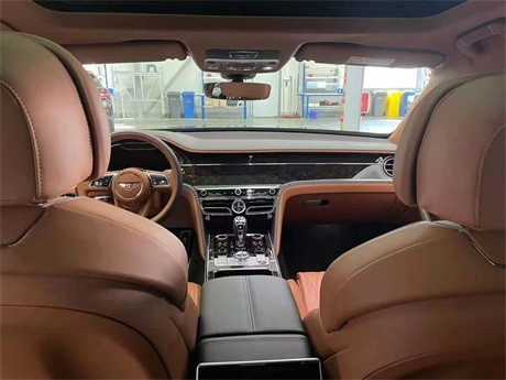 2022款宾利飞驰五座报价 详细配置行情