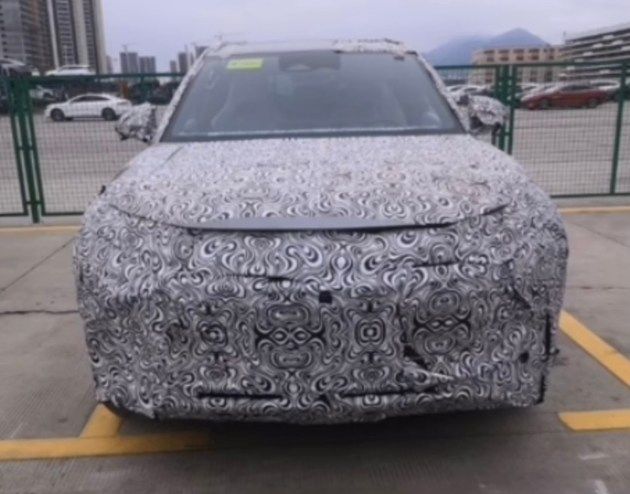 军舰系列首款SUV 比亚迪护卫舰07路试谍照曝光 