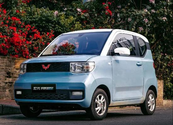 眼红宏光MINI EV，三款“大厂”低价小车来袭，谁能跟五菱抢市场？