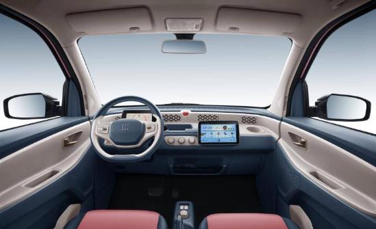 眼红宏光MINI EV，三款“大厂”低价小车来袭，谁能跟五菱抢市场？