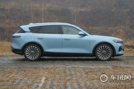 岚图汽车-岚图FREE-四驱增程版尊享包