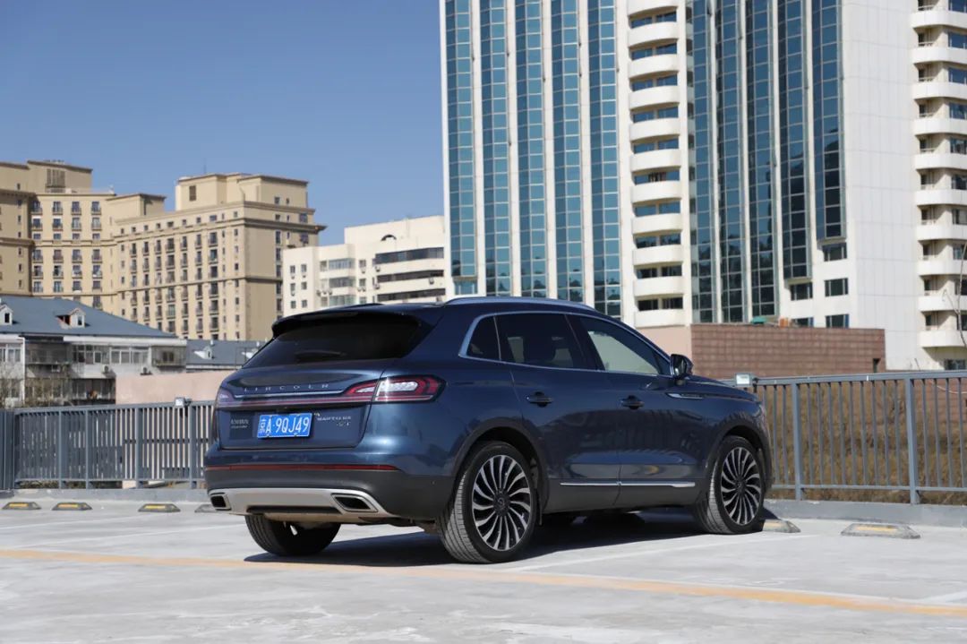 留住燃油车的尊严，3、40万买辆六缸车，你会爱上那种感觉