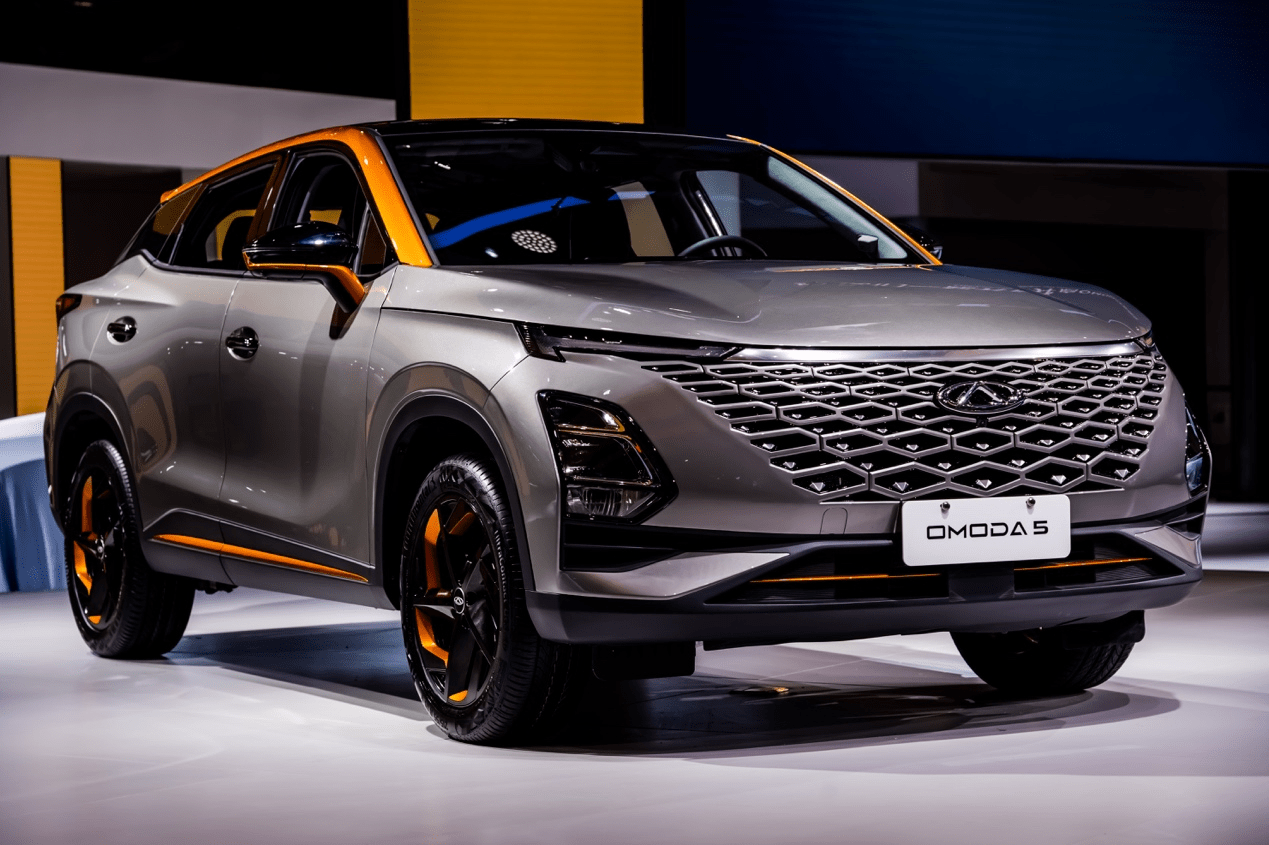 颜值好评，名字却一言难尽，奇瑞全新SUV离爆款又要差点意思？