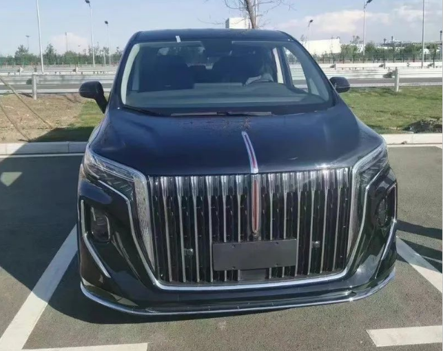 从新一代H5到全新MPV，一大波红旗新品来袭，45万年销目标有戏？