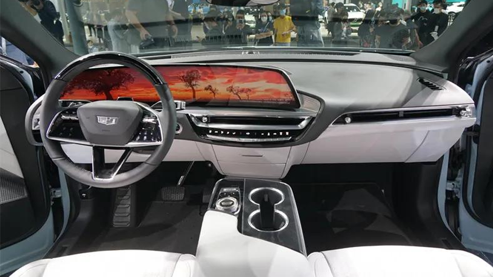 凯迪拉克LYRIQ锐歌对比大众ID.6 X，谁养起来更便宜？