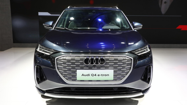 沃尔沃C40：为了4.7秒破百，30多万放弃特斯拉值吗？