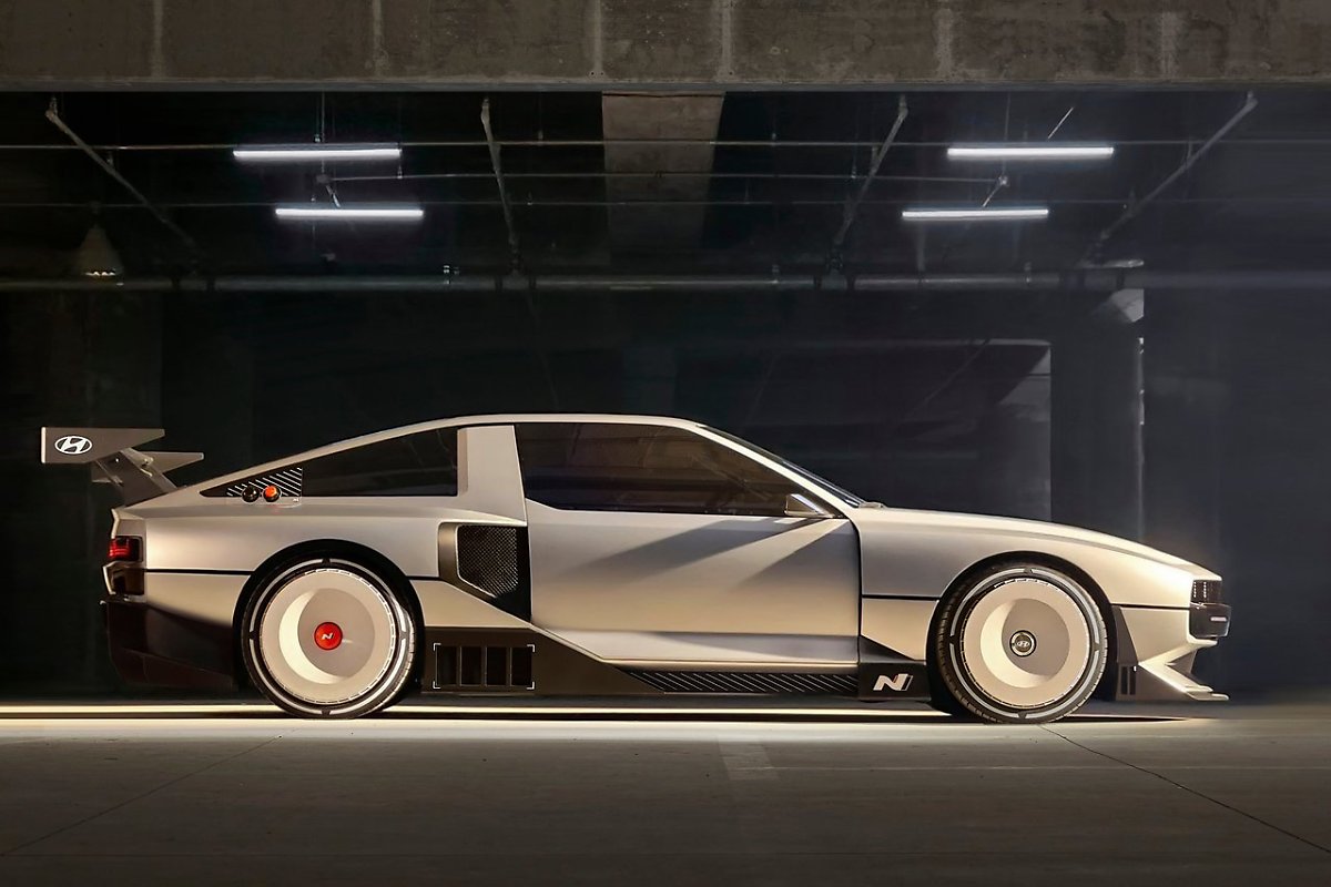 【韩系动向724】现代高性能氢动力超跑N Vision 74，氢燃料不鸡肋！