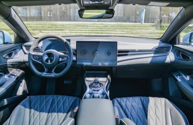 比亚迪海豹7月29日上市，比特斯拉Model 3大一圈
