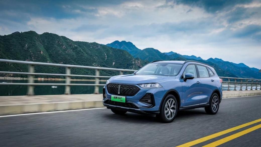 瞄准家庭与儿童赛道 魏牌拿铁DHT-PHEV综合补贴后售22.9-26.3万元