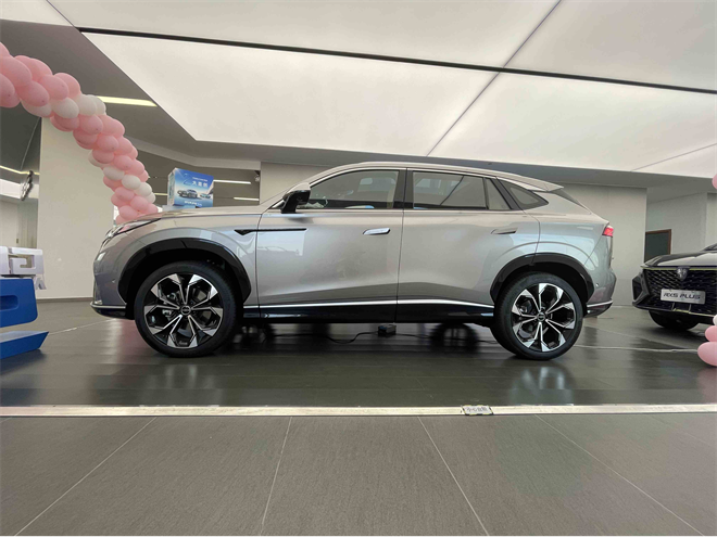 全新第三代荣威RX5/超混eRX5“上市即交付”，实车更迷人