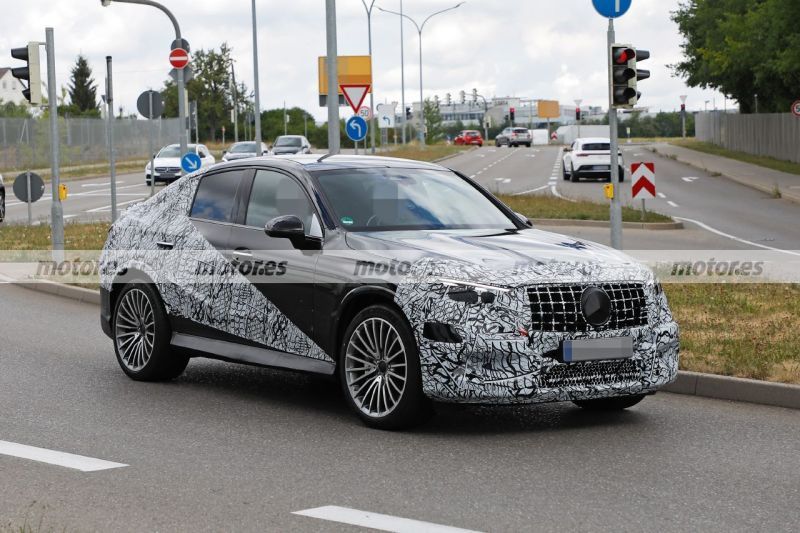 搭载2.0T插混动力系统 梅赛德斯-AMG GLC 63轿跑SUV谍照曝光 