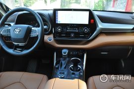 广汽丰田-汉兰达双擎-2.5L 四驱至尊版 7座