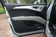 上汽奥迪-Q5 e-tron-50 e-tron quattro 荣耀型 机甲套装 逐日版