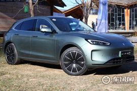 金康塞力斯-问界M5 -四驱性能版