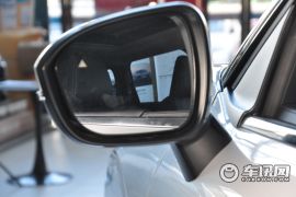 广汽三菱-欧蓝德-1.5T CVT四驱尊耀版 7座