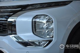 广汽三菱-欧蓝德-1.5T CVT四驱尊耀版 7座