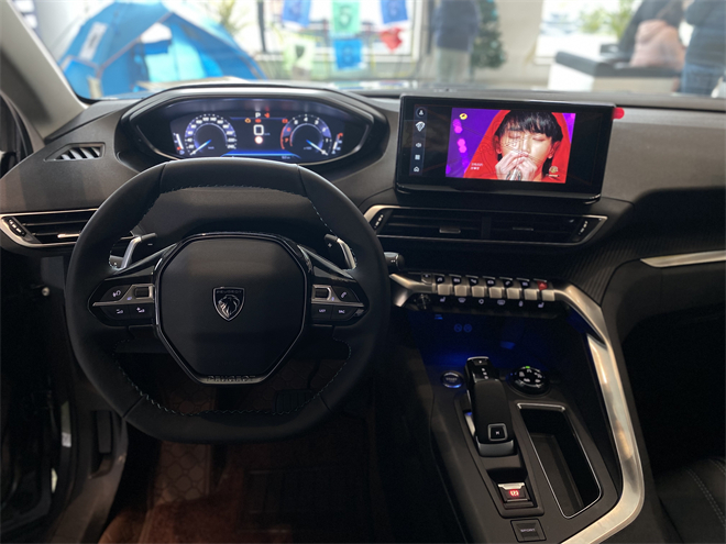 智能配置加猛料？东风标致新5008堪称20万级家用“国宝SUV”！