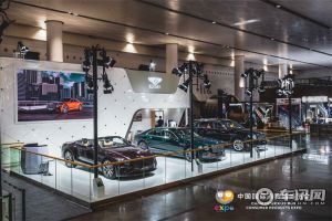 宾利汽车携最新产品阵容首次亮相消博会