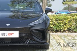 合众汽车-哪吒GT