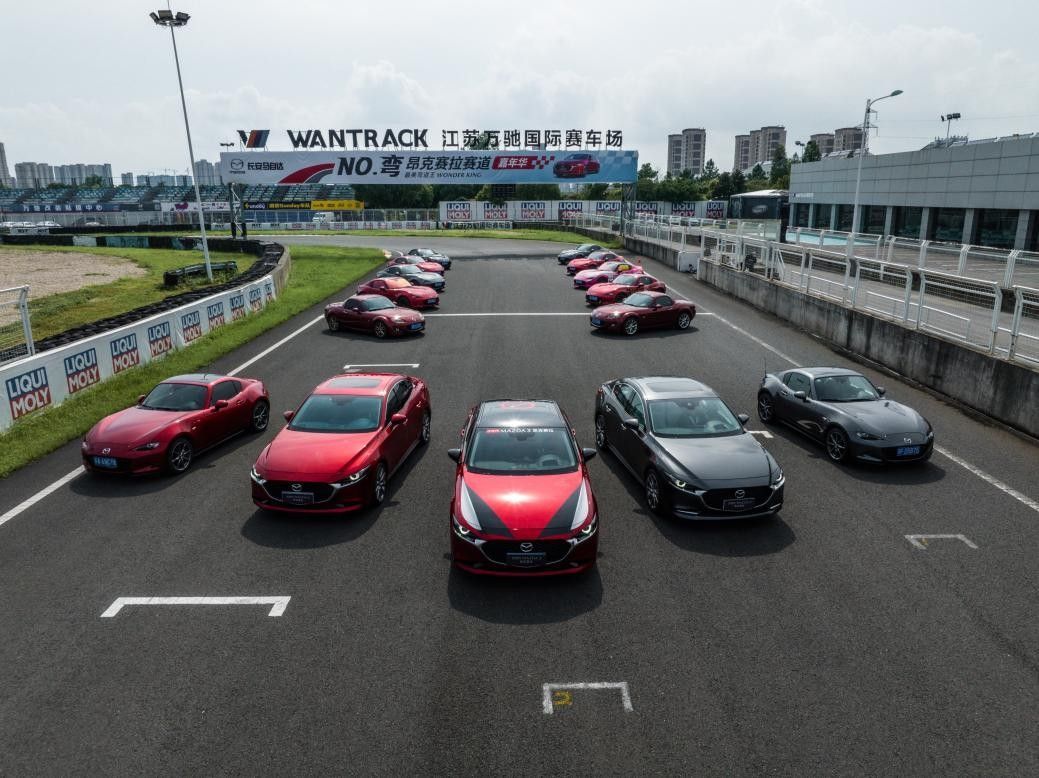 尽显操控图腾本色！次世代MAZDA3昂克赛拉再度征战专业赛道
