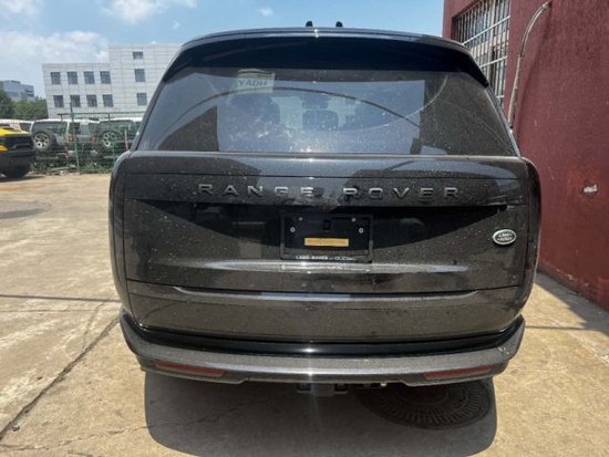 23款路虎揽胜行政4.4T汽油长轴7座售价 