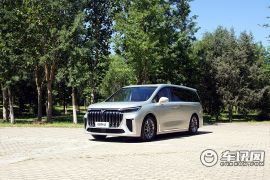 岚图汽车-梦想家