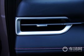 合众汽车-哪吒X