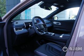 合众汽车-哪吒X