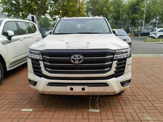 全国分期5万起售23款丰田酷路泽LC300港口现车配置齐全