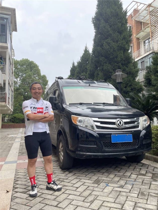               生活如旅途，万境皆自由
