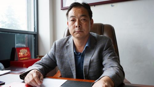  古城焕新颜！苏州金龙新V系客车加速赋能丽江文旅品质升级