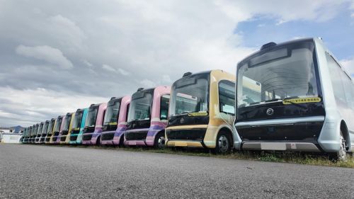 洱海畔的科技绿洲：金旅自动驾驶巴士持续引领未来出行新风尚