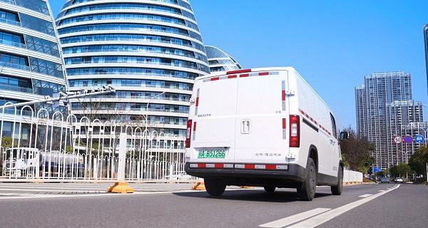 福田卡文乐福：解锁城配“新玩法”，女司机百公里场景实测