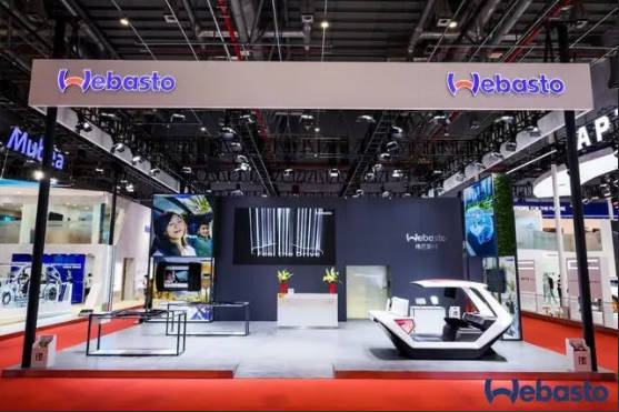 2025上海国际车展:伟巴斯特展出适用于电动车的创新型车顶系统