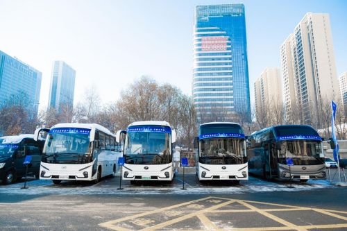 品质铸标杆！苏州金龙新V系获评“最值得信赖高端旅游客运车型”